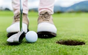 Warum wasserdichte Golfschuhe das Spiel revolutionieren